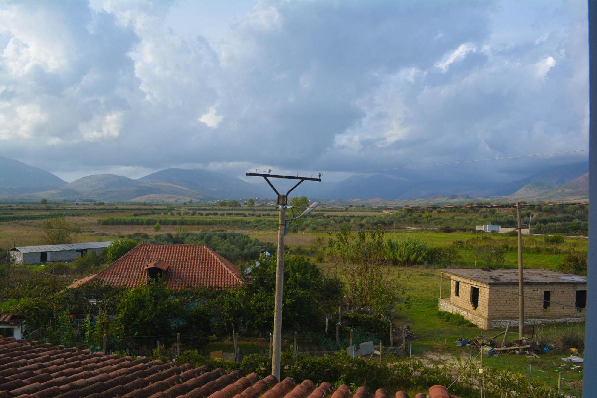 Apartments Villa Luti Stjar Exteriér fotografie